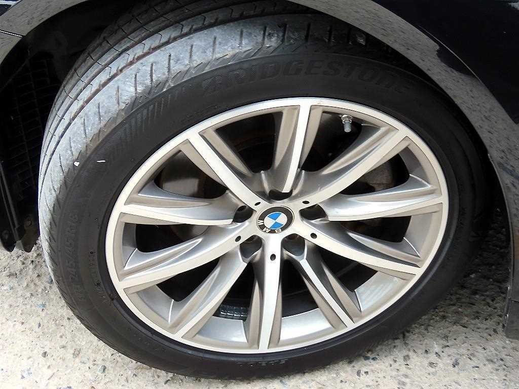 BMW 5시리즈 5시리즈 (G30) 520i 럭셔리 이미지 20