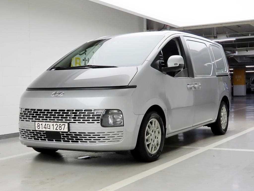현대 스타리아 2WD 디젤 카고 모던 3인승 이미지 2