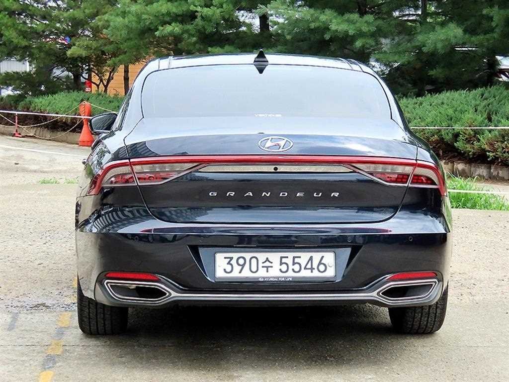 현대 그랜저 더 뉴 그랜저 IG 3.3 익스클루시브 이미지 4