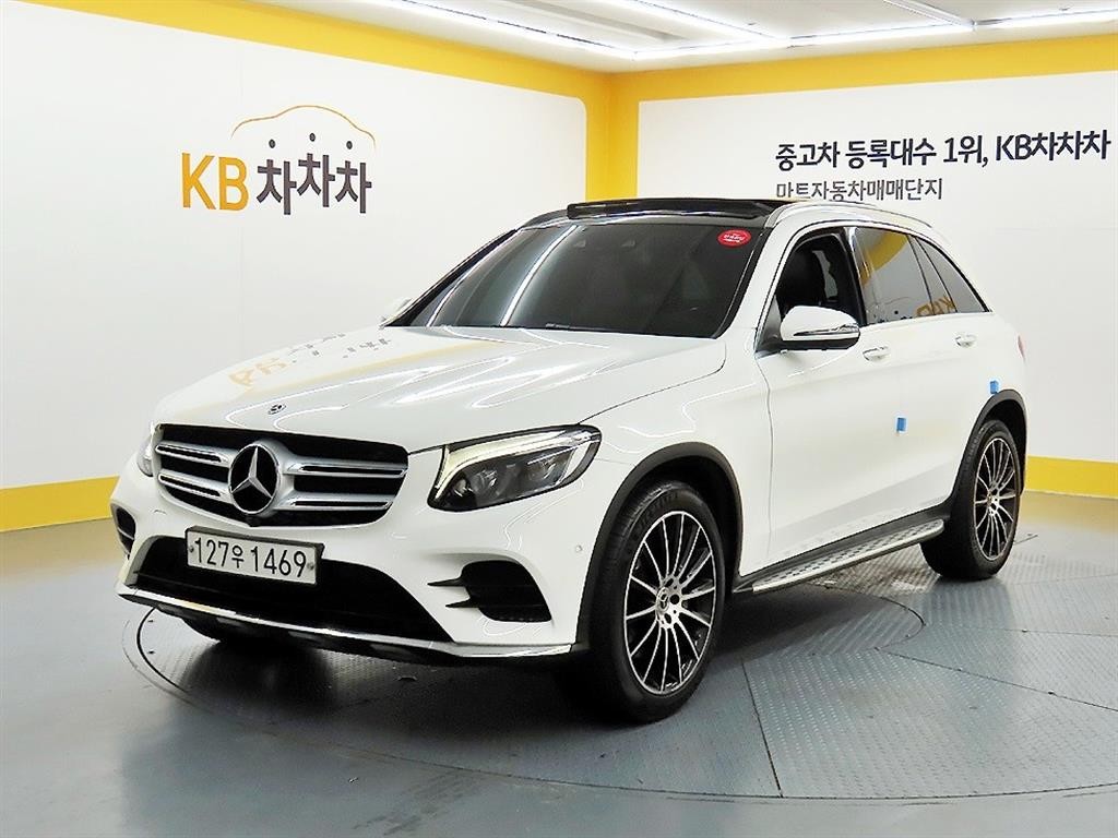 벤츠 GLC 클래스 GLC클래스 X253 GLC 300 4MATIC AMG LINE 이미지 2