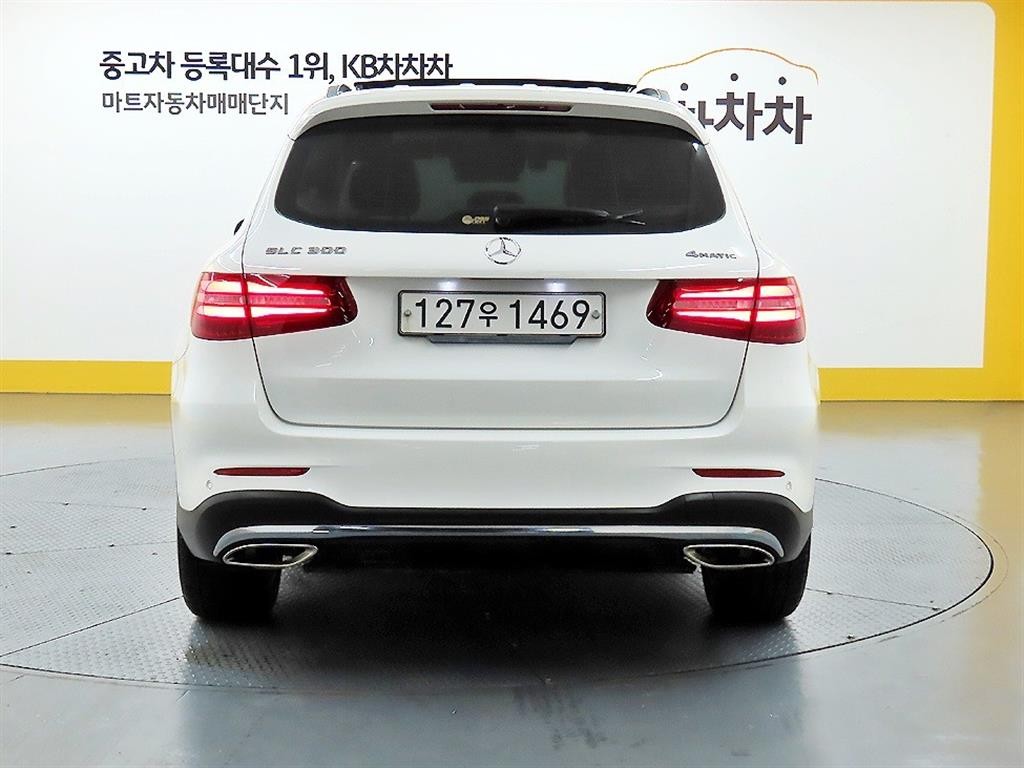 벤츠 GLC 클래스 GLC클래스 X253 GLC 300 4MATIC AMG LINE 이미지 3
