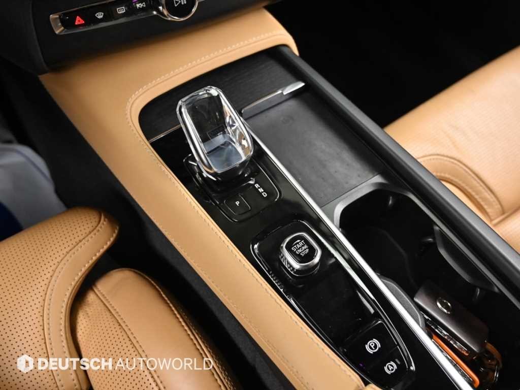 볼보 XC90 XC90 2세대 2.0 T8 AWD 얼티메이트 브라이트 이미지 9