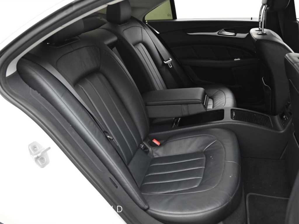 벤츠 CLS 클래스 CLS클래스 W218 CLS 350 d 4MATIC 이미지 12