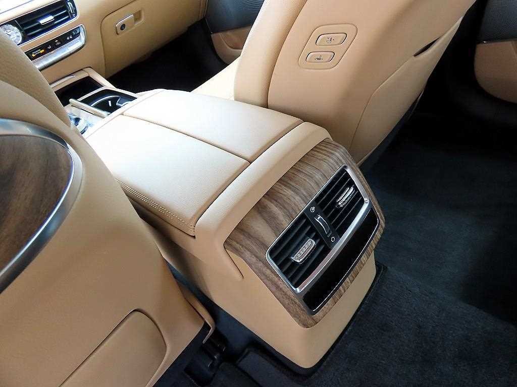 기아 K9 더 뉴 K9 2세대 3.8 GDI AWD 플래티넘 이미지 16