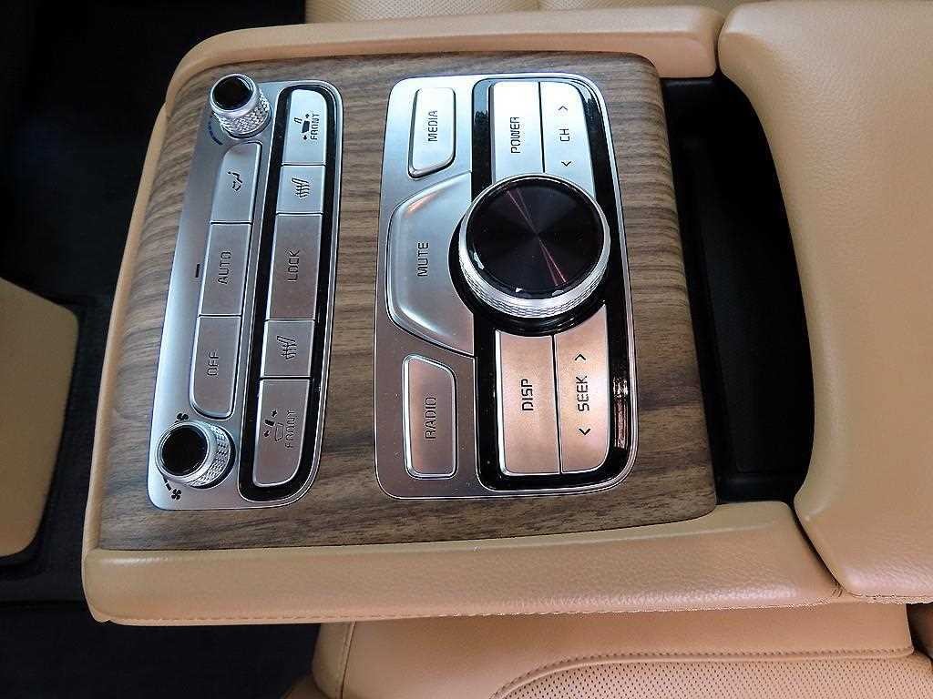 기아 K9 더 뉴 K9 2세대 3.8 GDI AWD 플래티넘 이미지 17