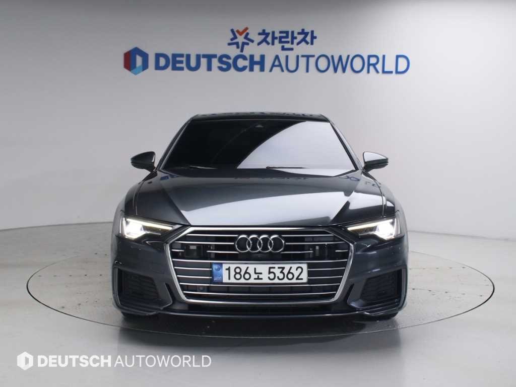 아우디 A6 A6 (C8) 45 TFSI 프리미엄 이미지 1