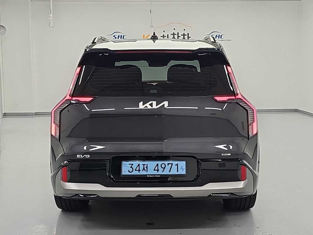 기아 EV9 롱레인지 4WD GT Line 이미지 3