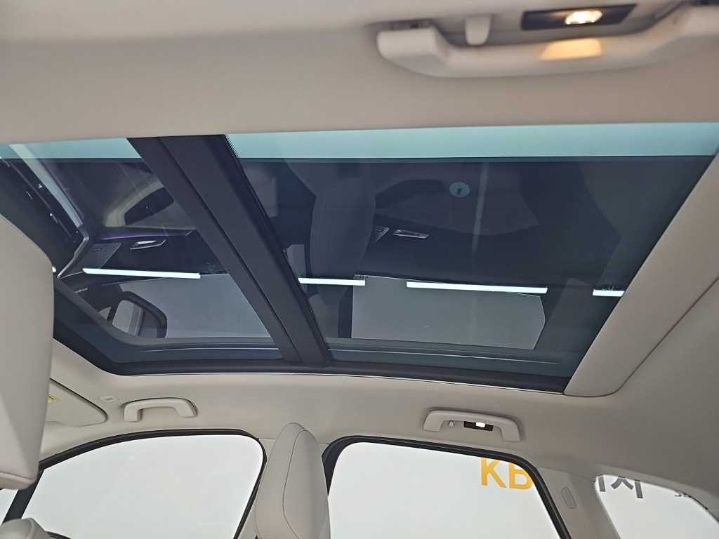 BMW 2시리즈 2시리즈 액티브 투어러 (U06) 220i M 스포츠 이미지 13