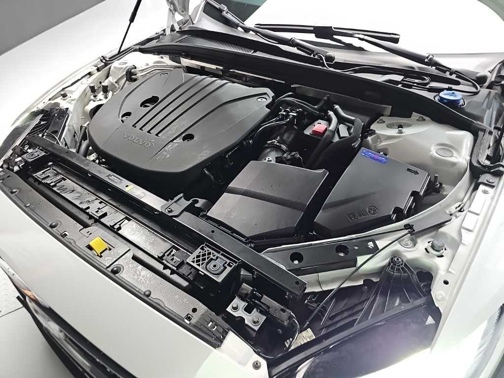 볼보 V60 V60 크로스 컨트리 2세대 2.0 B5 얼티메이트 AWD 이미지 5