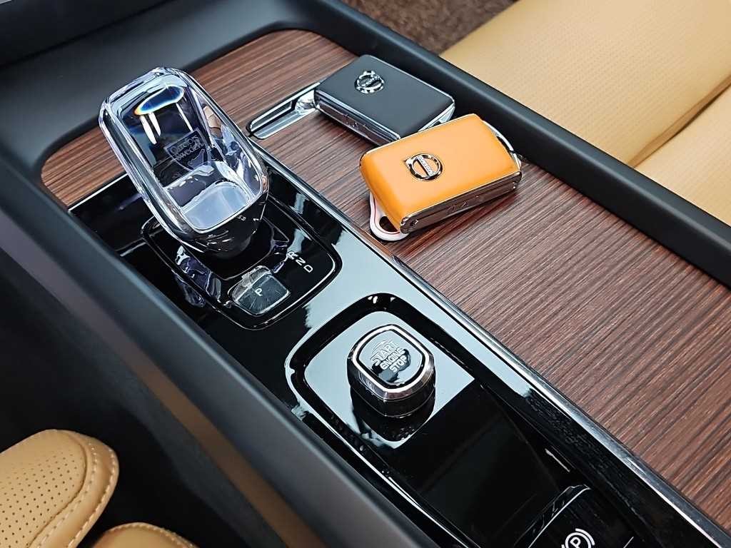 볼보 V60 V60 크로스 컨트리 2세대 2.0 B5 얼티메이트 AWD 이미지 8