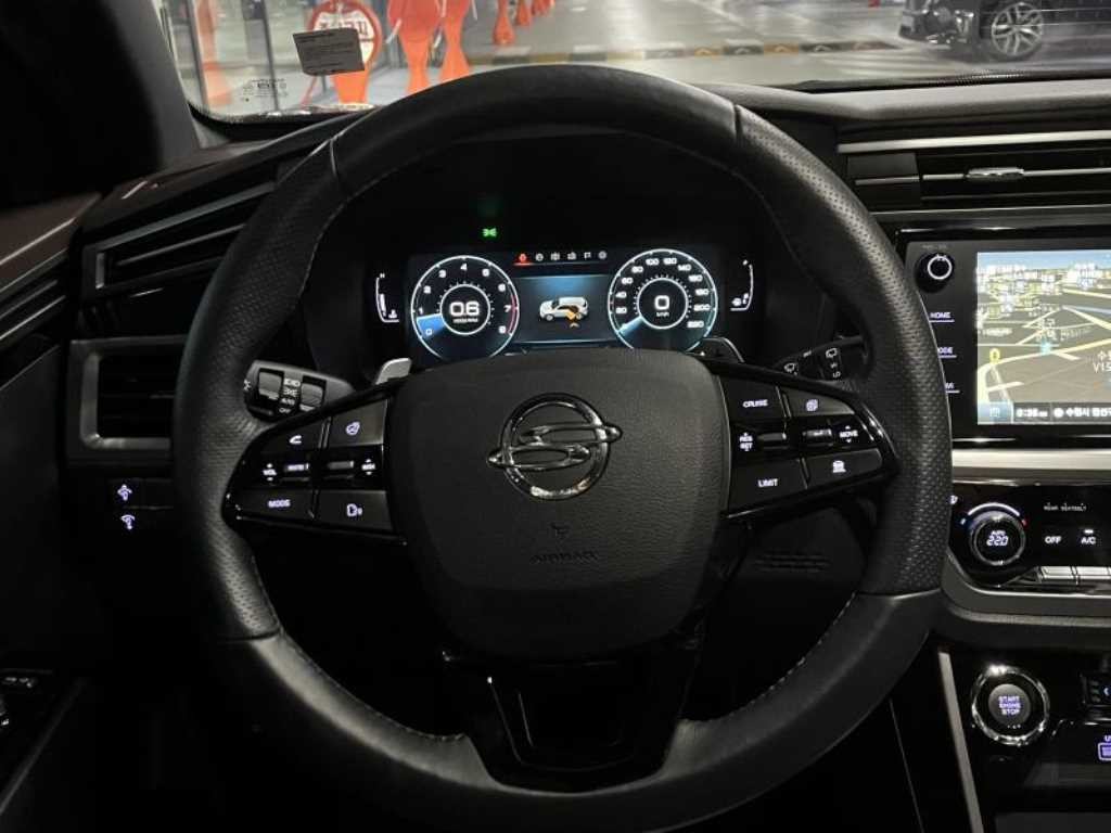 KG모빌리티(쌍용) 코란도 뷰티풀코란도 2WD 가솔린 1.5 C5 플러스 이미지 14