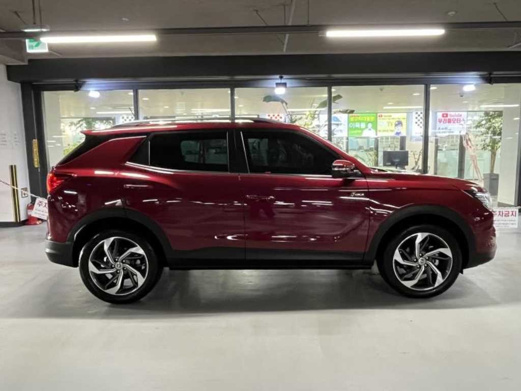 KG모빌리티(쌍용) 코란도 뷰티풀코란도 2WD 가솔린 1.5 C5 플러스 이미지 3