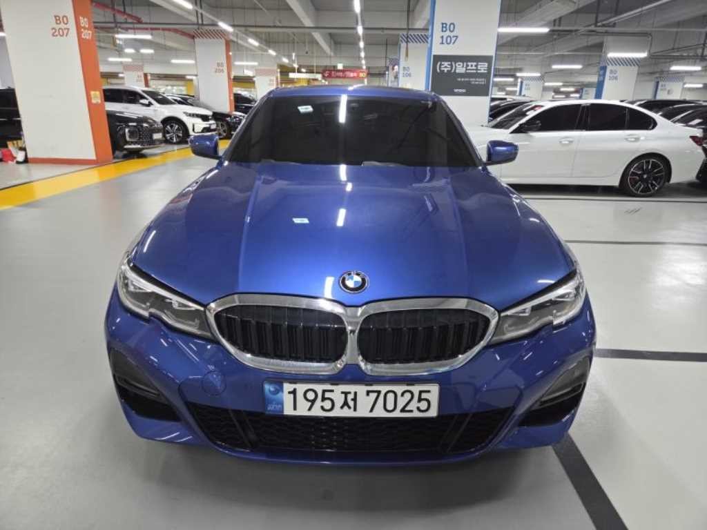 BMW 3시리즈 3시리즈 (G20) 320i M 스포츠 이미지 1