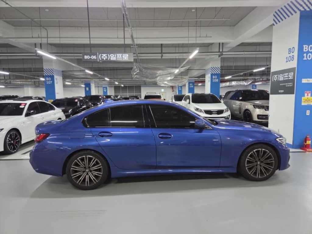 BMW 3시리즈 3시리즈 (G20) 320i M 스포츠 이미지 2
