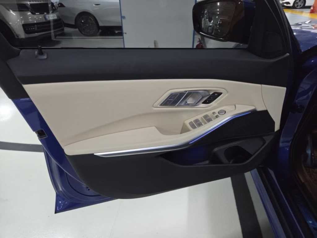 BMW 3시리즈 3시리즈 (G20) 320i M 스포츠 이미지 5