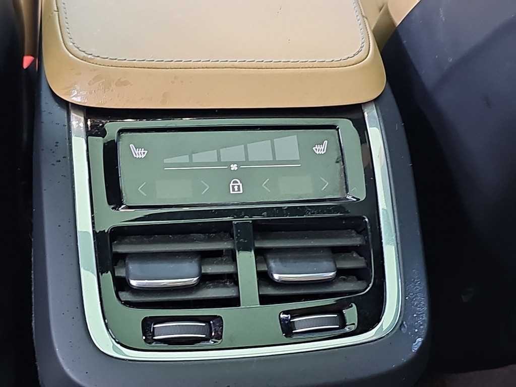 볼보 XC90 XC90 2세대 2.0 D5 AWD 인스크립션 이미지 14