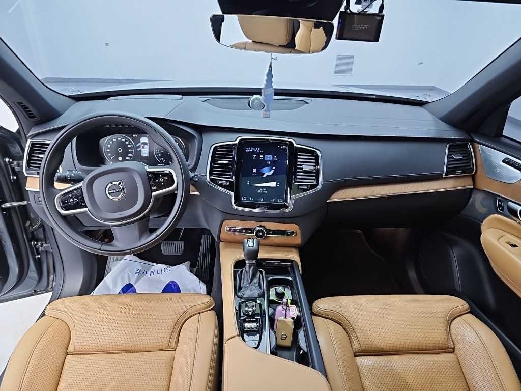 볼보 XC90 XC90 2세대 2.0 D5 AWD 인스크립션 이미지 8