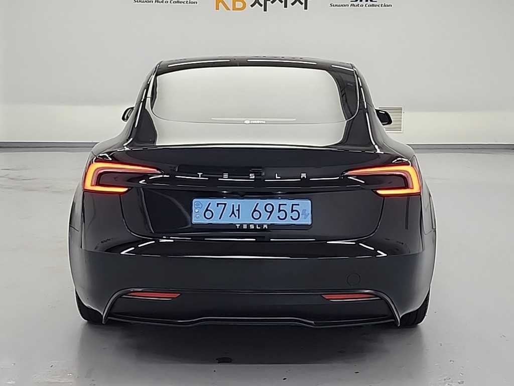 테슬라 모델 3 RWD 이미지 3