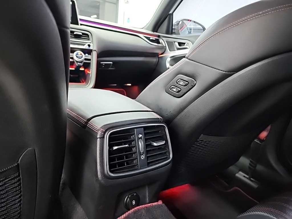 제네시스 G70 3.3T 스포츠 AWD 어드밴스드 이미지 13