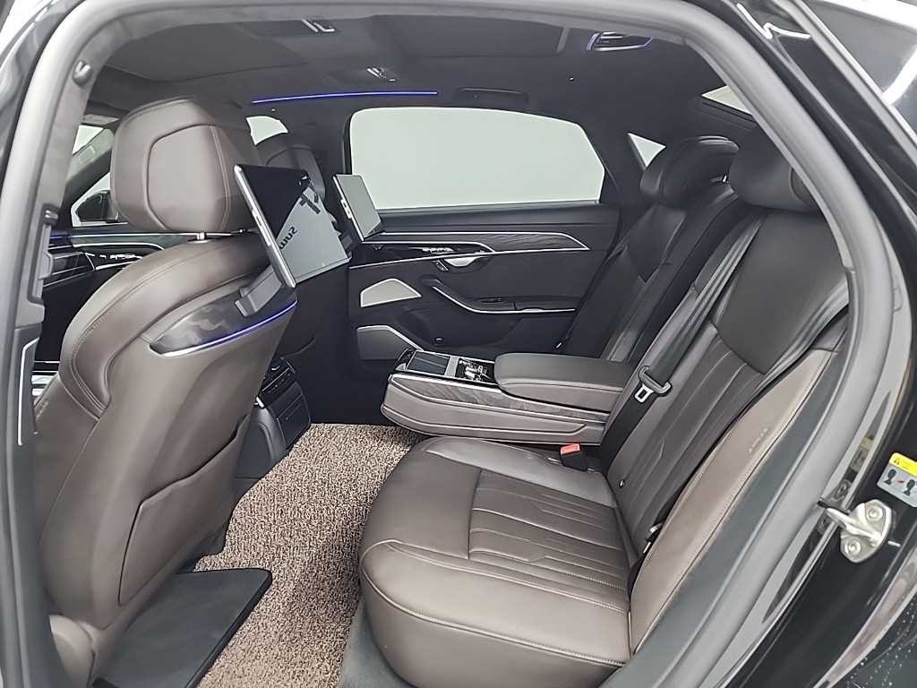 아우디 A8 A8 (D5) 60 TFSI 콰트로 LWB 이미지 12