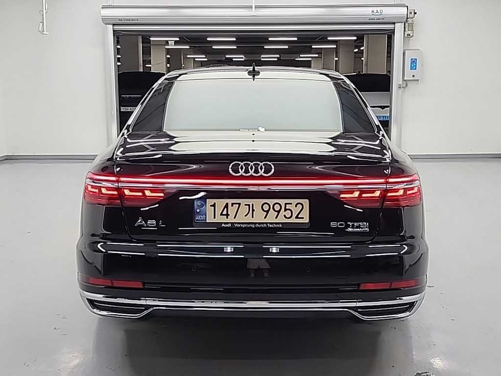 아우디 A8 A8 (D5) 60 TFSI 콰트로 LWB 이미지 3