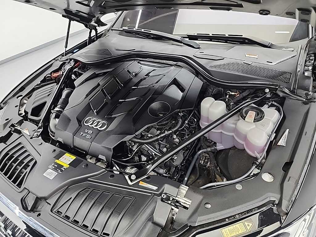 아우디 A8 A8 (D5) 60 TFSI 콰트로 LWB 이미지 5