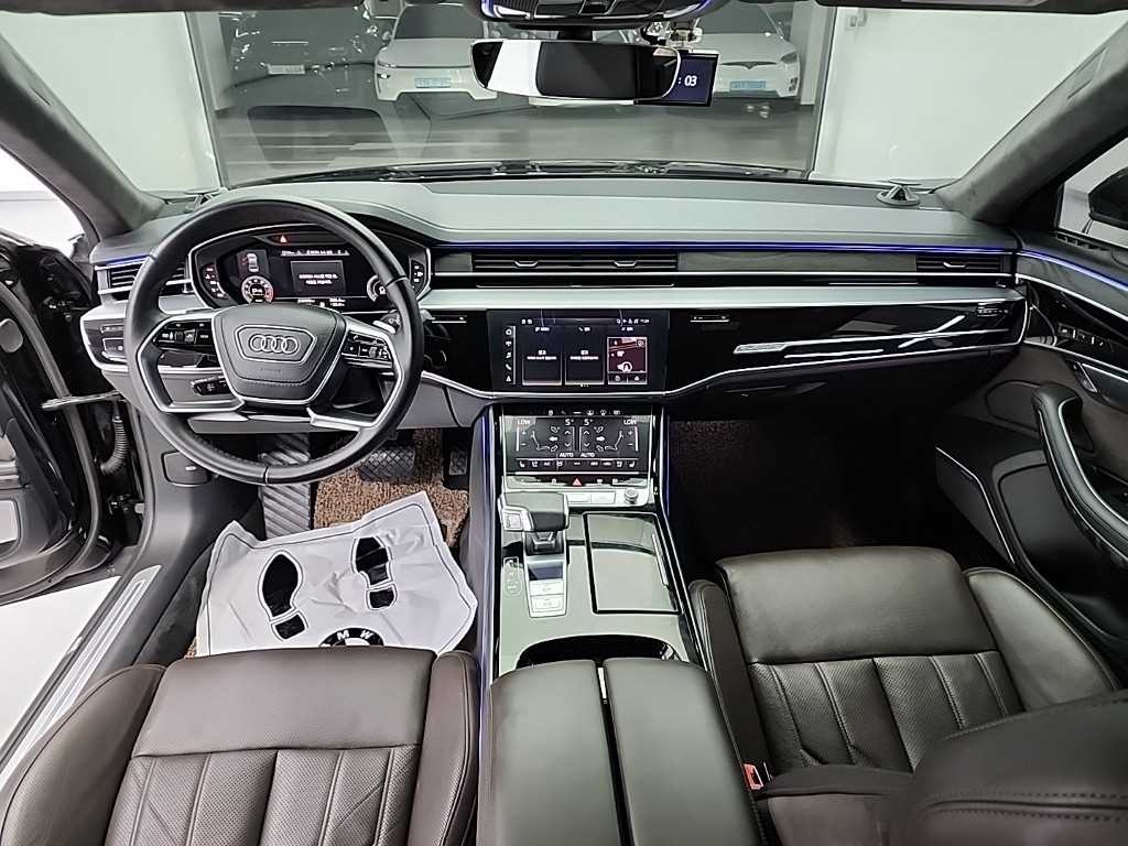 아우디 A8 A8 (D5) 60 TFSI 콰트로 LWB 이미지 7