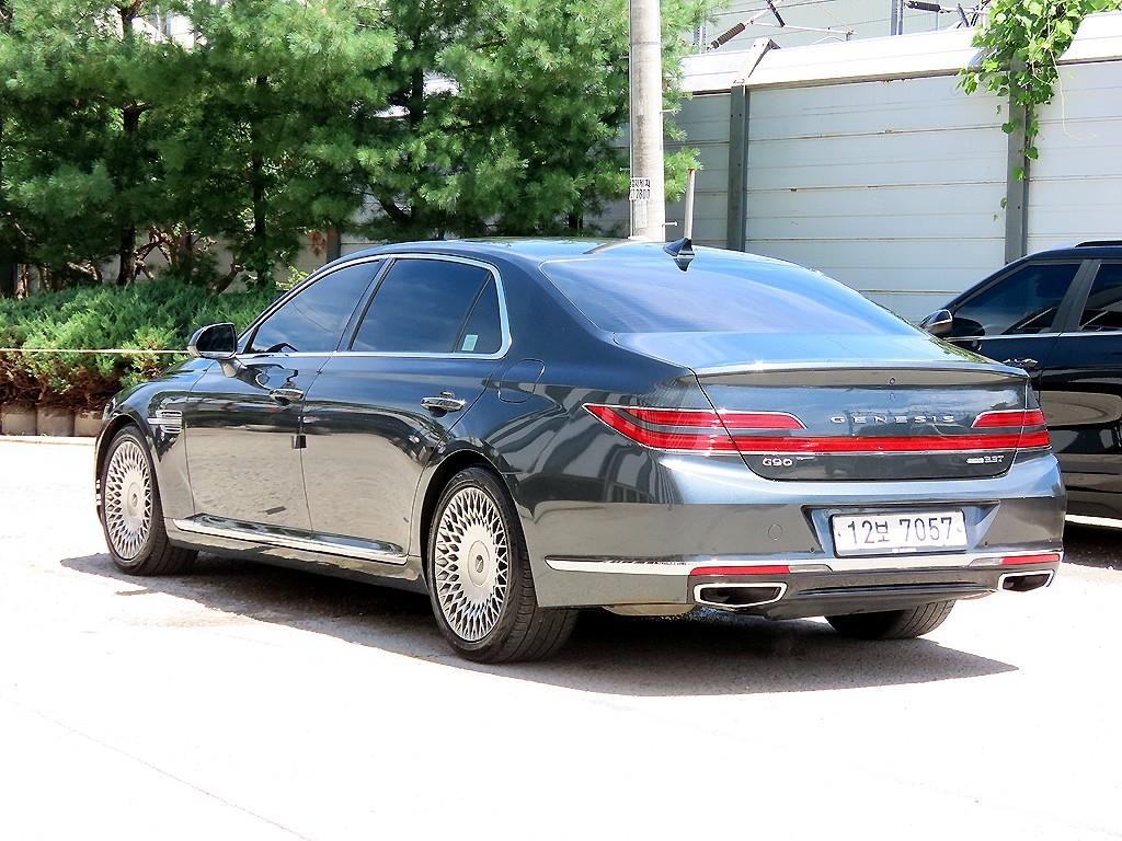 제네시스 G90 3.3 T AWD 프리미엄 럭셔리 이미지 3