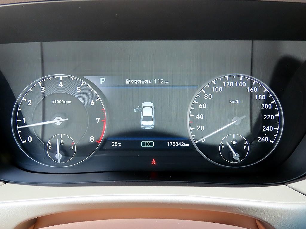 제네시스 G90 3.3 T AWD 프리미엄 럭셔리 이미지 9