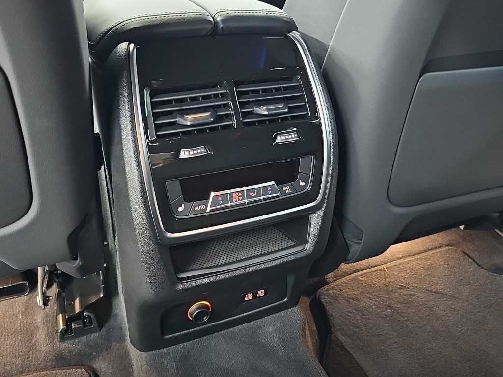 BMW XM XM (G09) 레이블 이미지 13