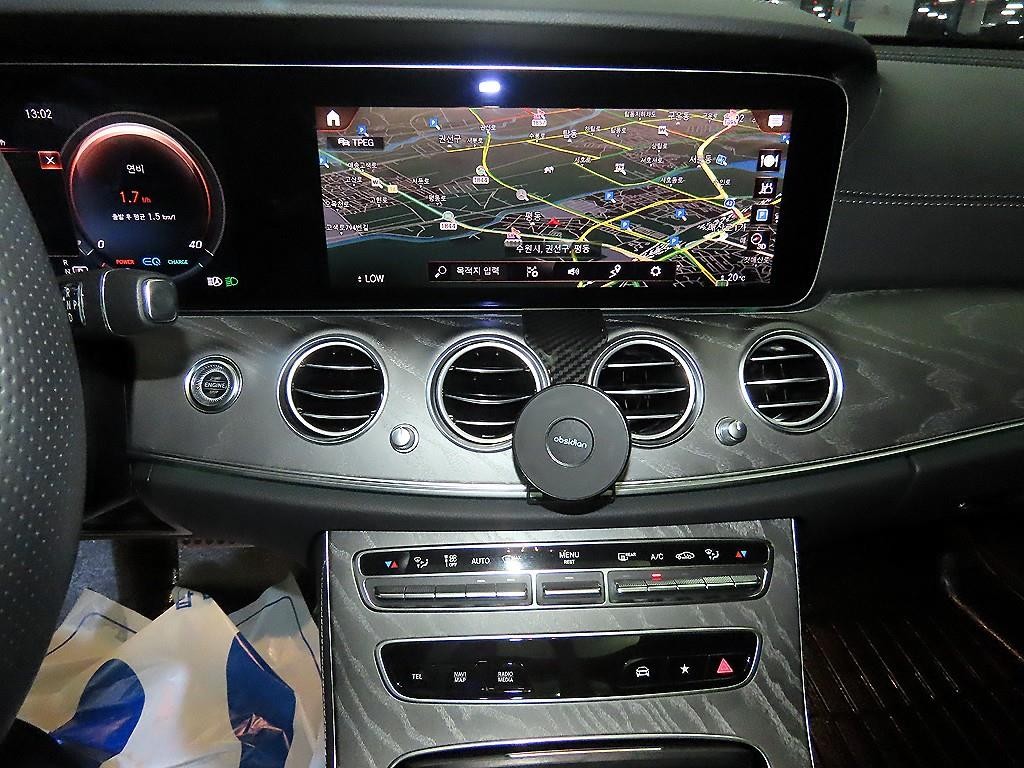 벤츠 E 클래스 E-클래스 W213 E350 4MATIC AMG LINE 이미지 11