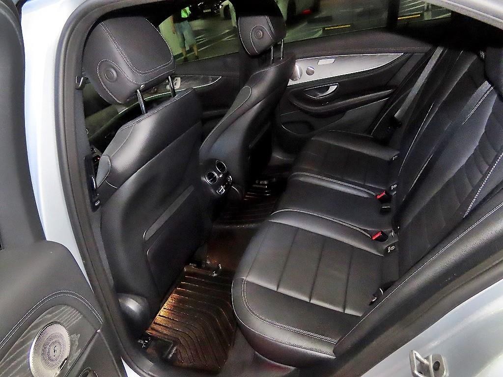 벤츠 E 클래스 E-클래스 W213 E350 4MATIC AMG LINE 이미지 7