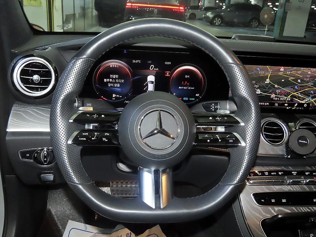 벤츠 E 클래스 E-클래스 W213 E350 4MATIC AMG LINE 이미지 8