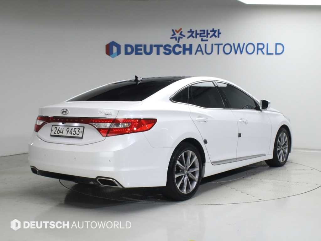현대 그랜저 그랜저 HG HG220 PREMIUM 이미지 3
