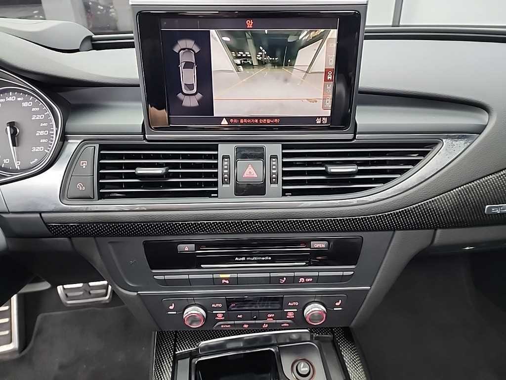 아우디 S7 4.0 TFSI  콰트로 이미지 10