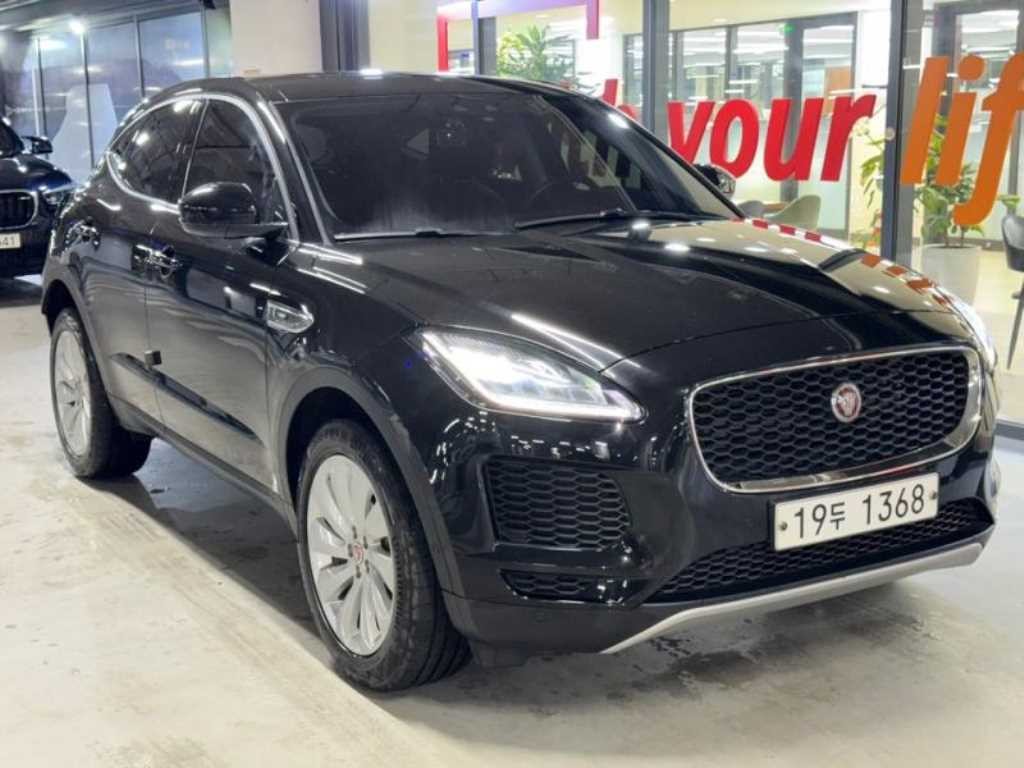 재규어 E-PACE P250 S 이미지 1