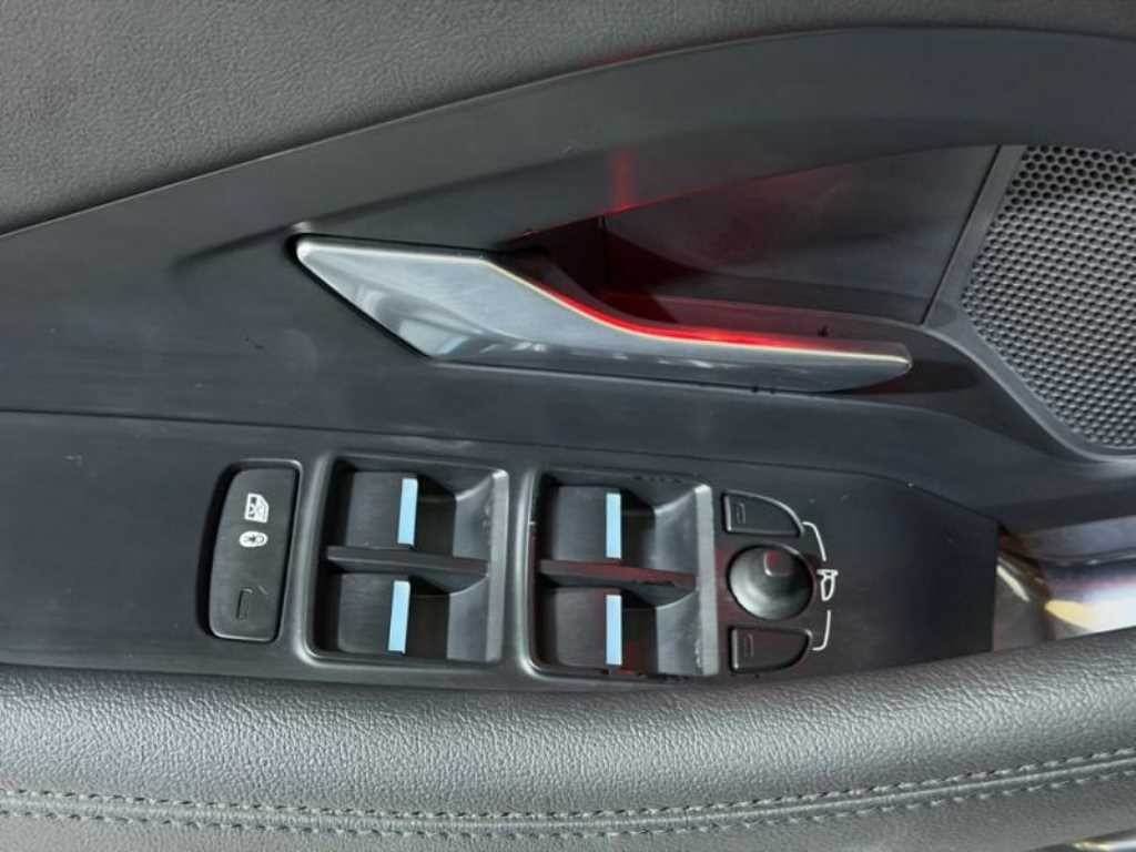 재규어 E-PACE P250 S 이미지 14