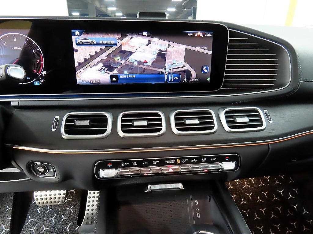 벤츠 GLE 클래스 GLE 클래스 W167 GLE 450 4MATIC 쿠페 이미지 13