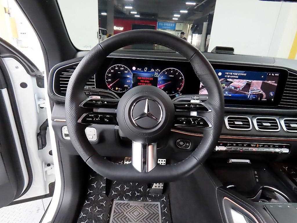 벤츠 GLE 클래스 GLE 클래스 W167 GLE 450 4MATIC 쿠페 이미지 9