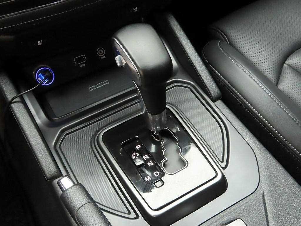 KG모빌리티(쌍용) 렉스턴 더 뉴 렉스턴 스포츠 칸 디젤 2.2 4WD 프레스티지 이미지 10