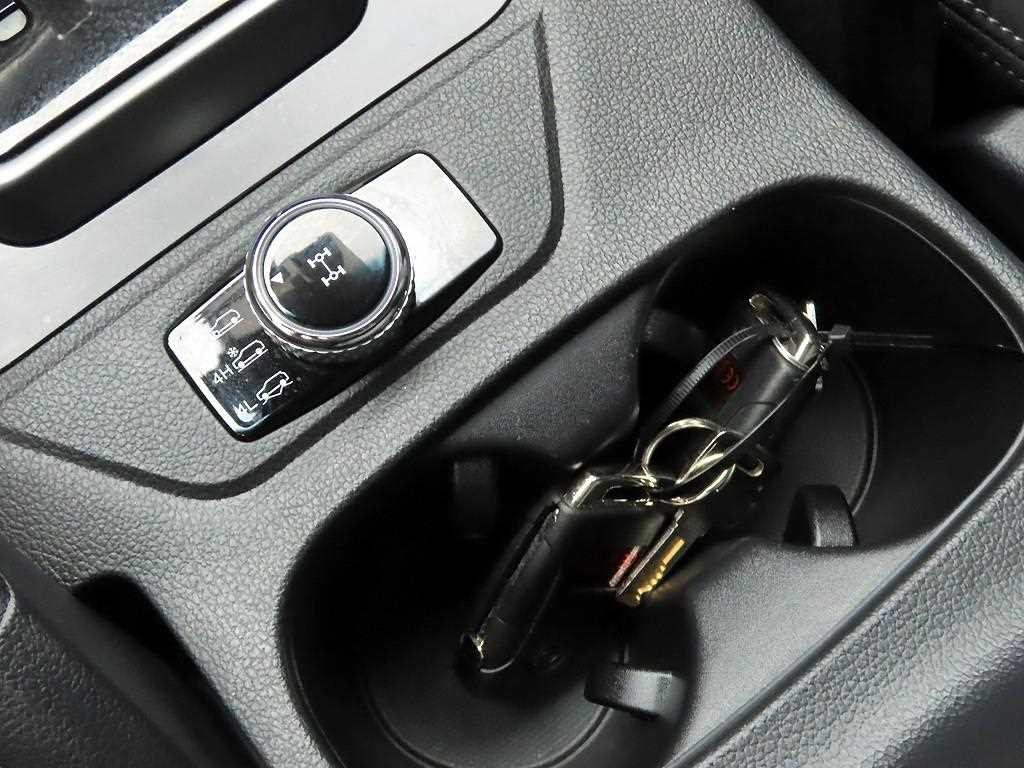 KG모빌리티(쌍용) 렉스턴 더 뉴 렉스턴 스포츠 칸 디젤 2.2 4WD 프레스티지 이미지 11