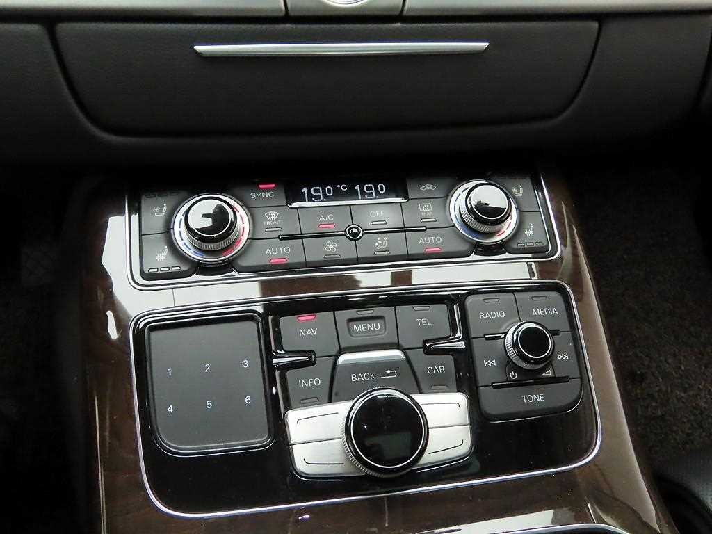 아우디 A8 뉴A8 60 TDI 콰트로 이미지 10