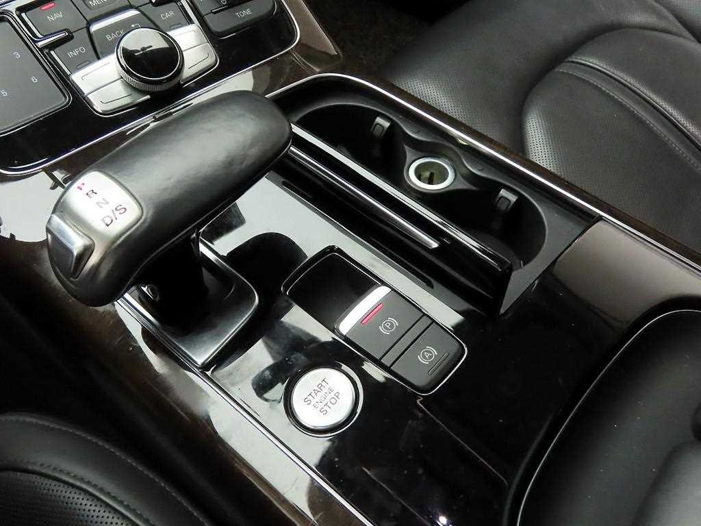 아우디 A8 뉴A8 60 TDI 콰트로 이미지 11