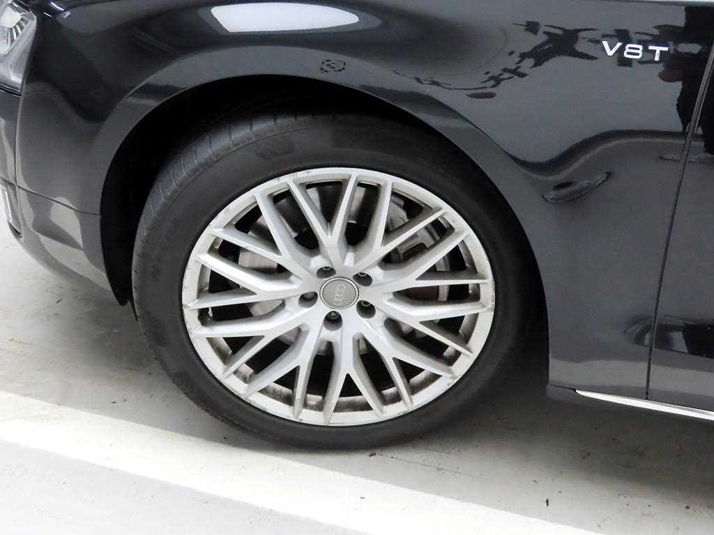 아우디 A8 뉴A8 60 TDI 콰트로 이미지 19