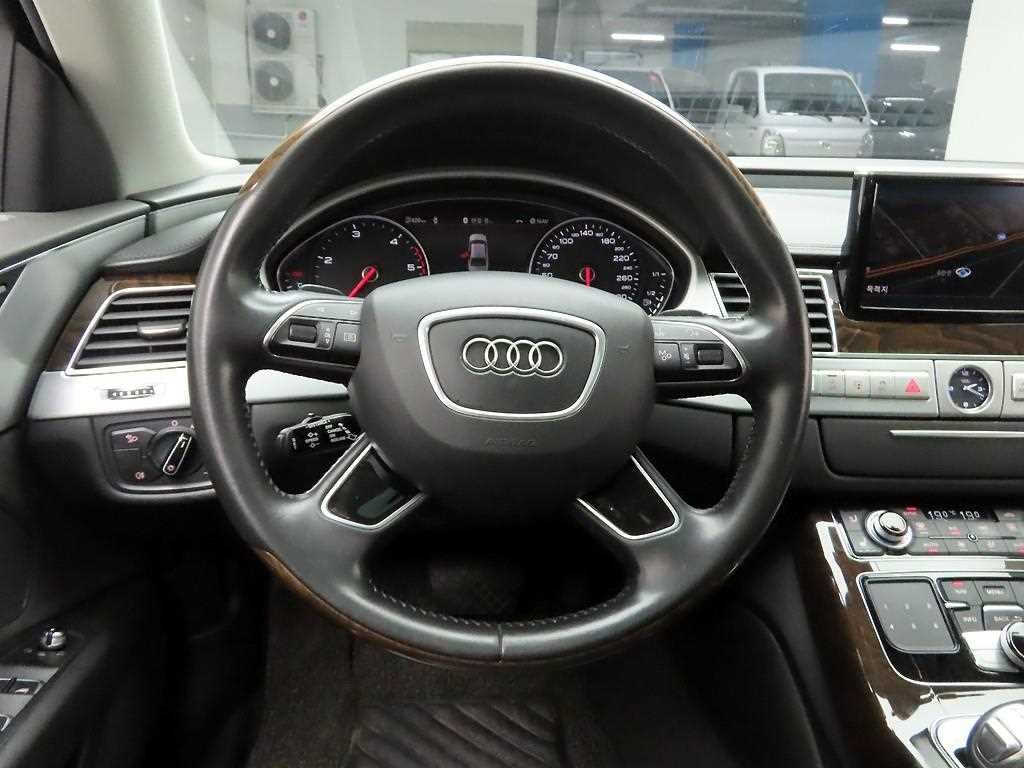 아우디 A8 뉴A8 60 TDI 콰트로 이미지 7