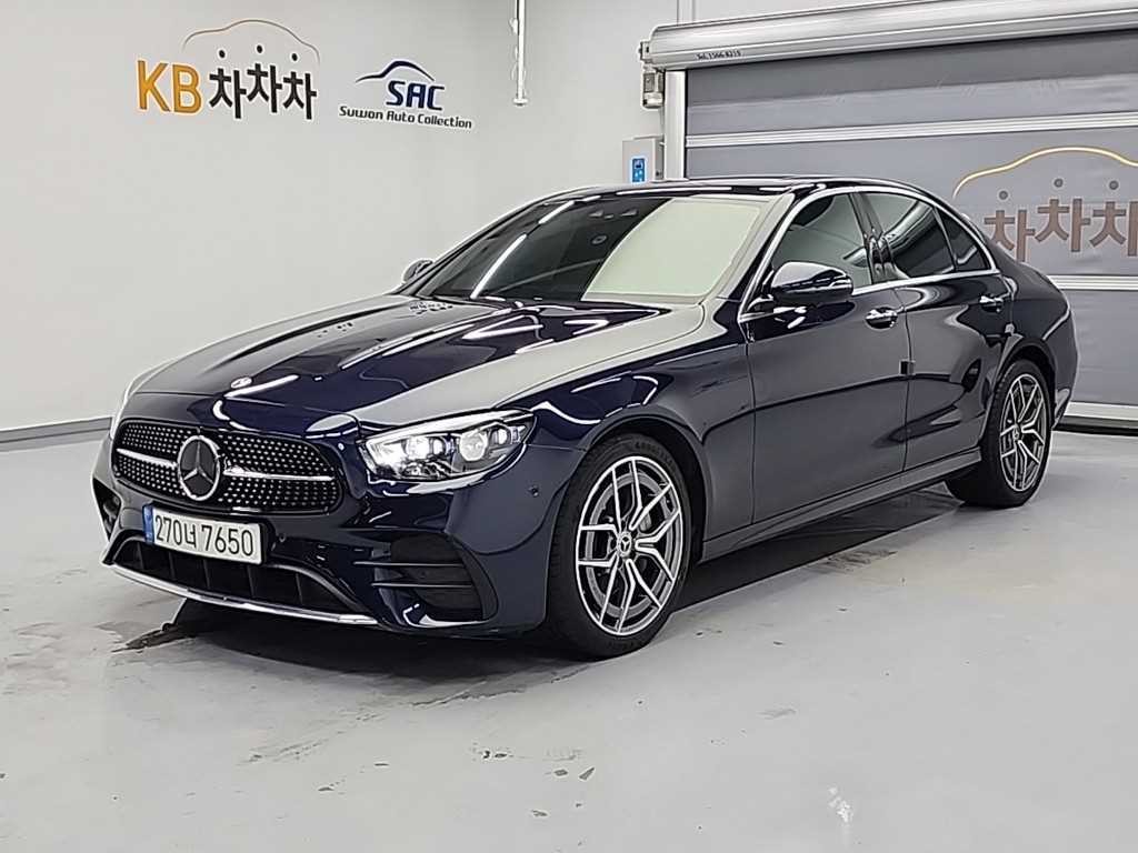 벤츠 E 클래스 E-클래스 W213 E220d 4MATIC AMG라인 이미지 4