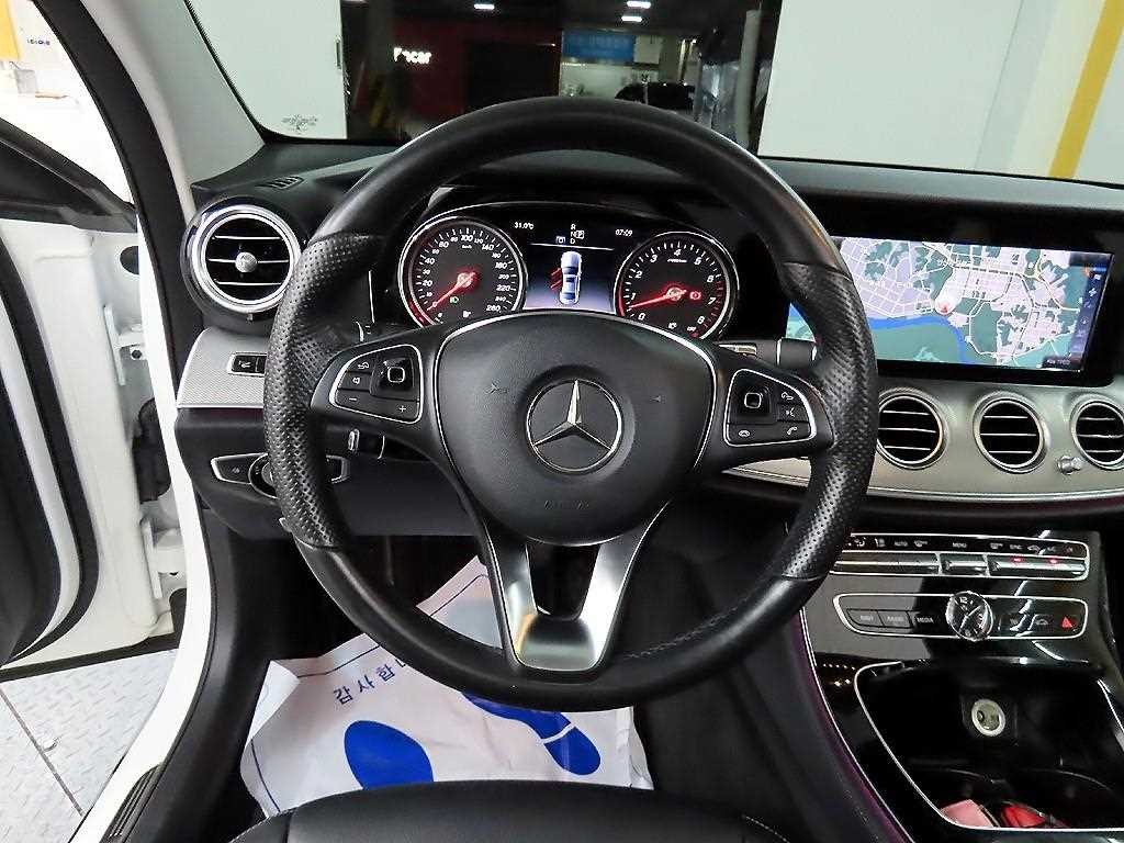 벤츠 E 클래스 E-클래스 W213 E200 아방가르드 이미지 9
