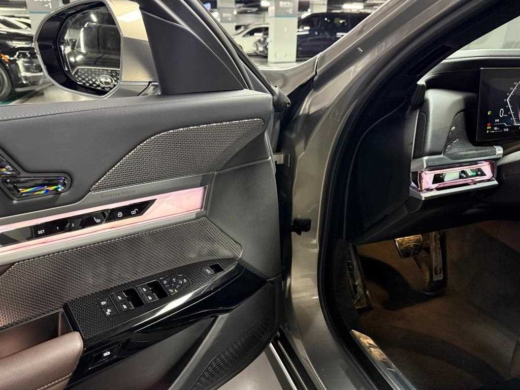 BMW 7시리즈 7시리즈 (G70) 740i sDrive M 스포츠 이미지 12