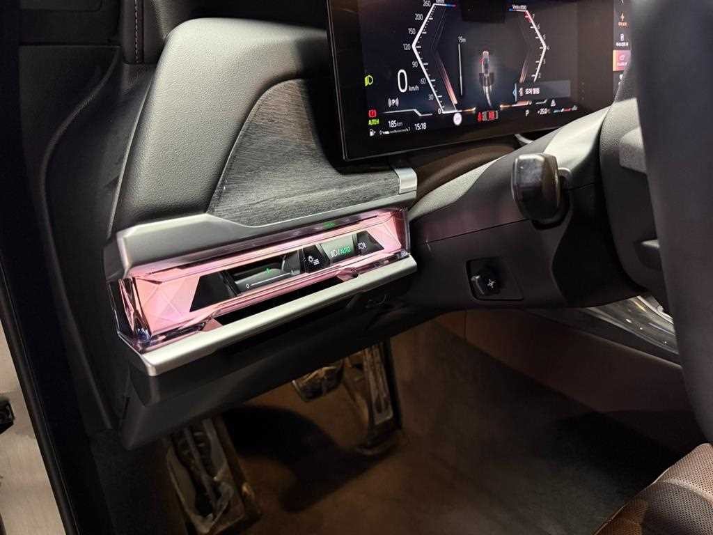 BMW 7시리즈 7시리즈 (G70) 740i sDrive M 스포츠 이미지 13
