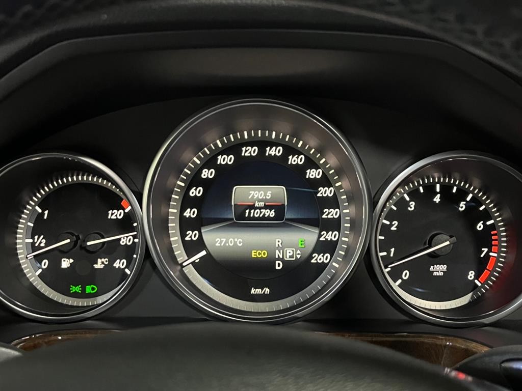 벤츠 E 클래스 E-클래스 W212 E300 아방가르드 이미지 17